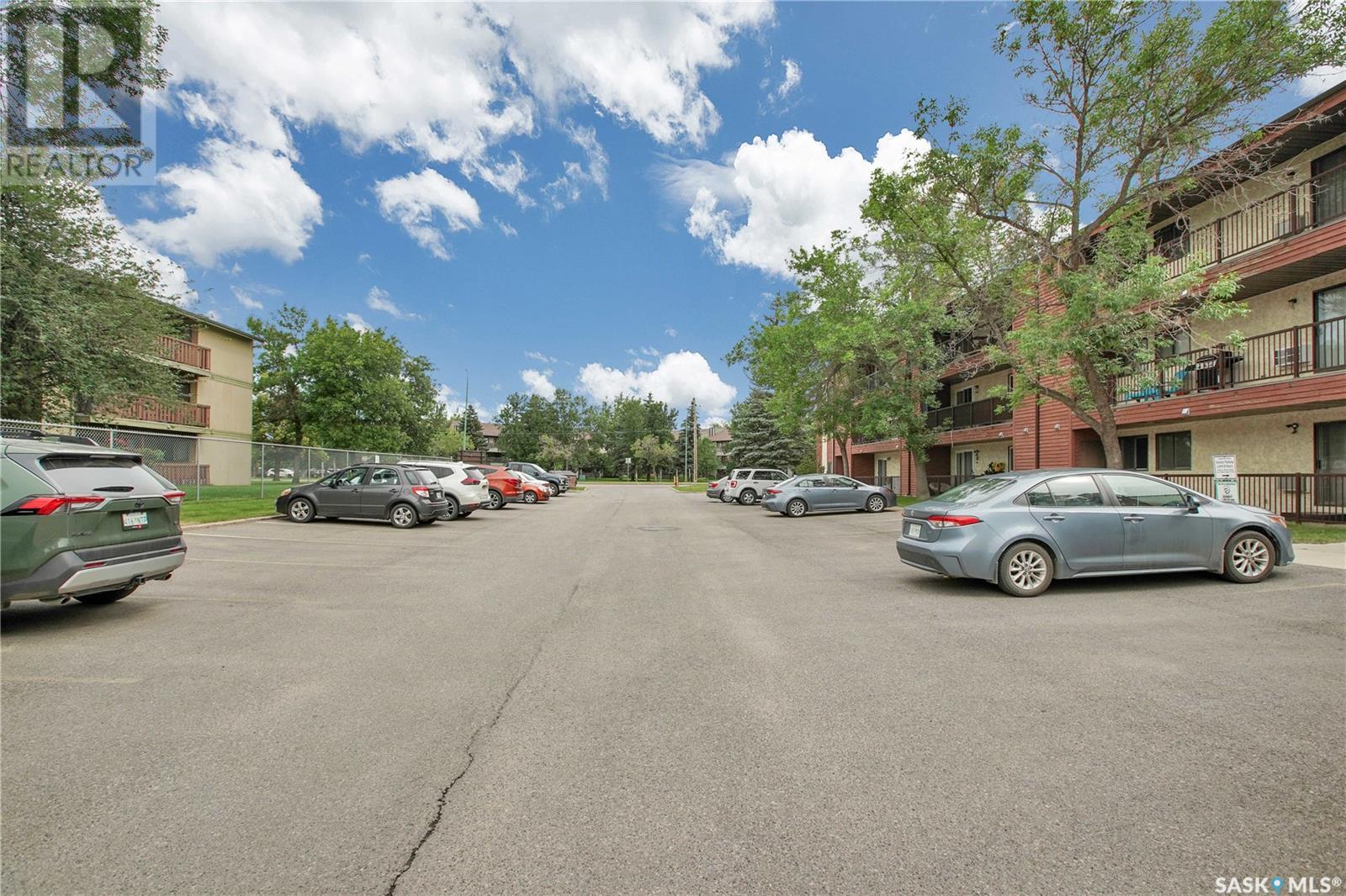 Single Family House Low rise for Sale in A  th STREET E Saskatoon 