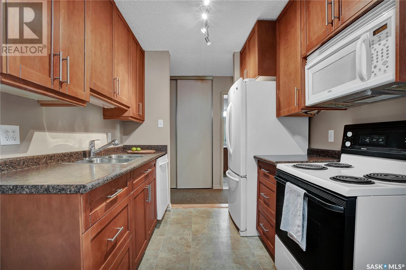 Single Family House Low rise for Sale in A  th STREET E Saskatoon 
