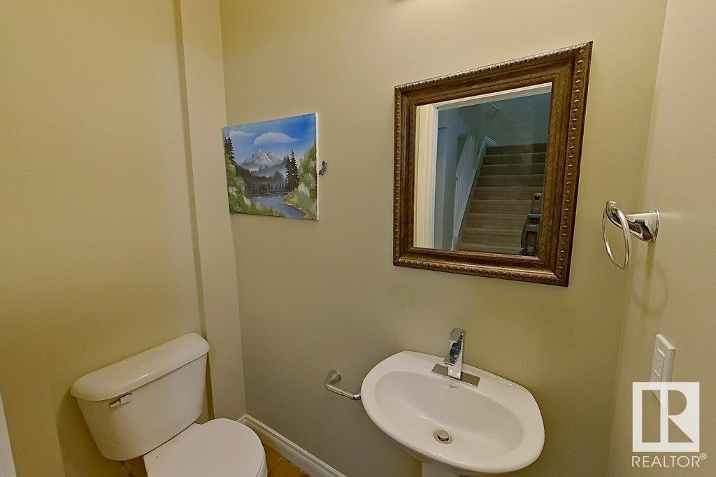 Photo 5 of 10 903 Rutherford Rd Sw Sw, Edmonton AB