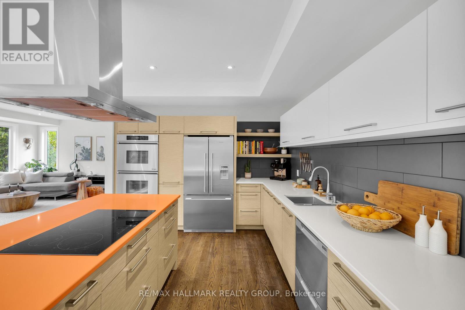 Photo 9 of 3311 Barlow Crescent, Ottawa ON