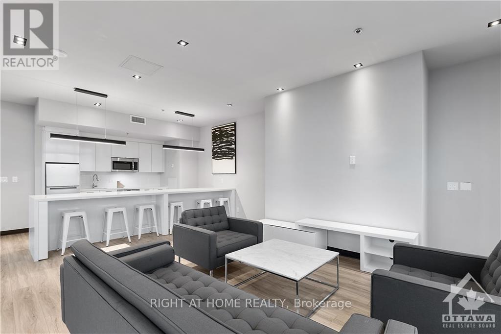Photo 9 of 608 203 Catherine Street, Ottawa ON