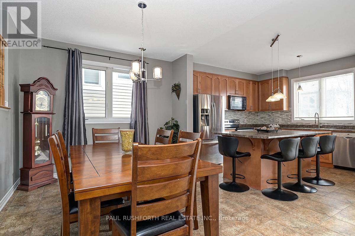 Photo 6 of 609 Dundonald Drive, Ottawa ON