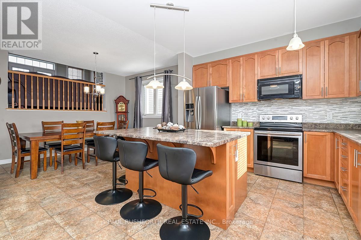 Photo 10 of 609 Dundonald Drive, Ottawa ON