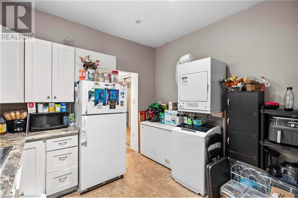 Photo 19 of 77 Barton Street E, Hamilton ON