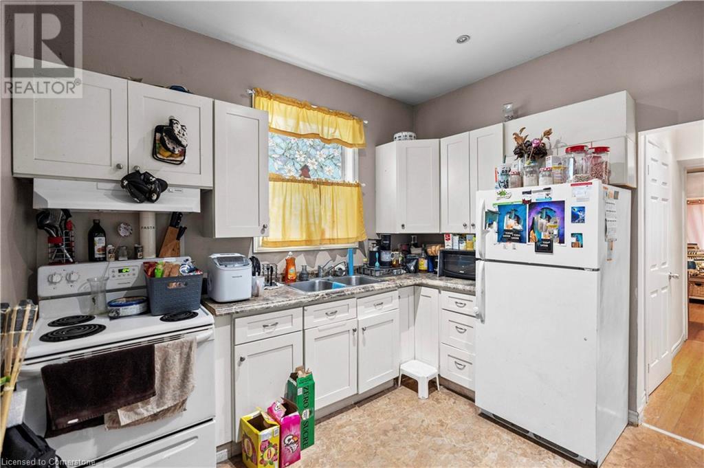 Photo 12 of 77 Barton Street E, Hamilton ON