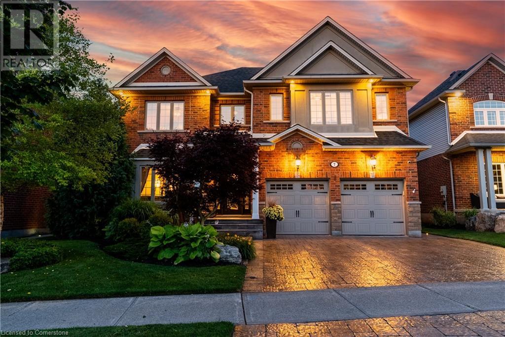 Photo 50 of 7 Riesling Street, Grimsby ON