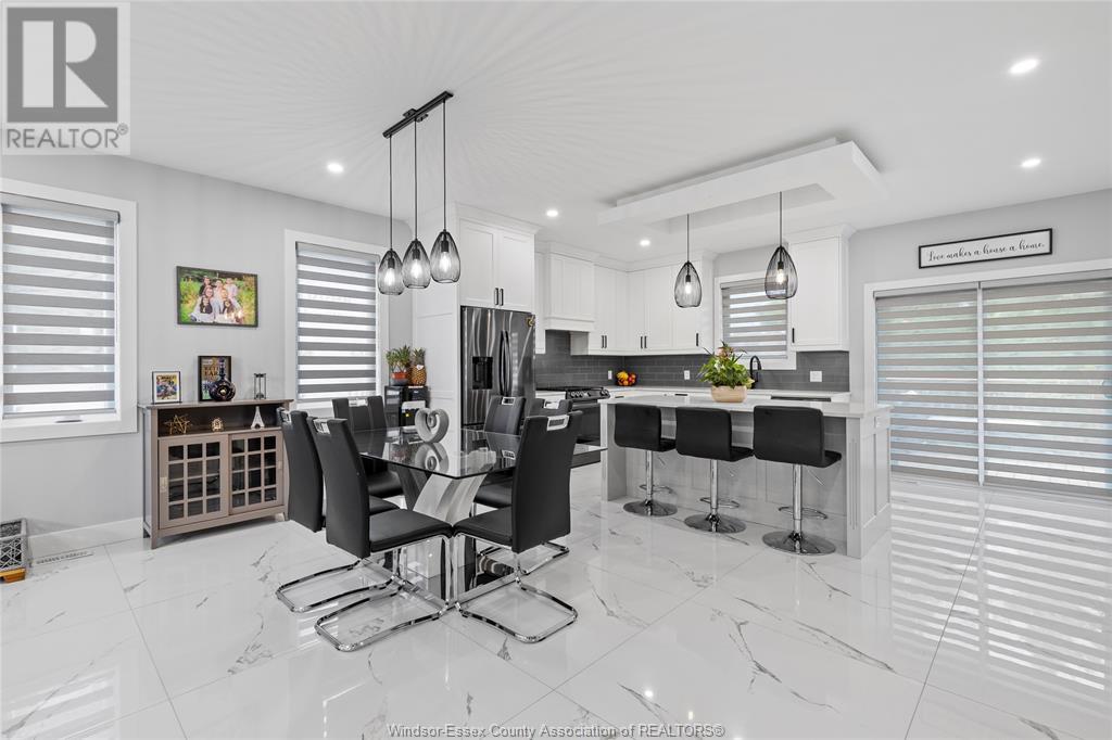 Photo 9 of 1067 Maple Avenue, Kingsville ON