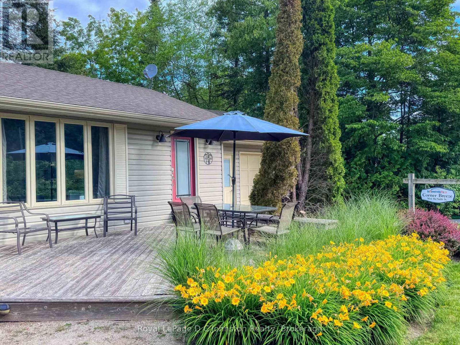 Photo 5 of 564 Mcnabb Street, Saugeen Shores ON