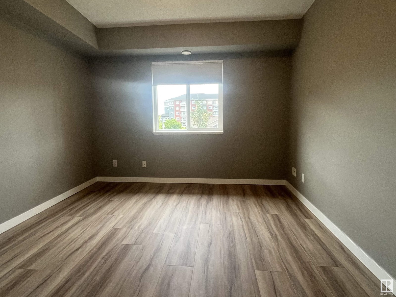 Photo 14 of 417 6921 199 St Nw, Edmonton AB