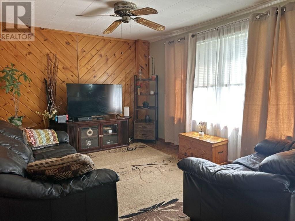 Photo 25 of 109 First Street, Nipigon ON