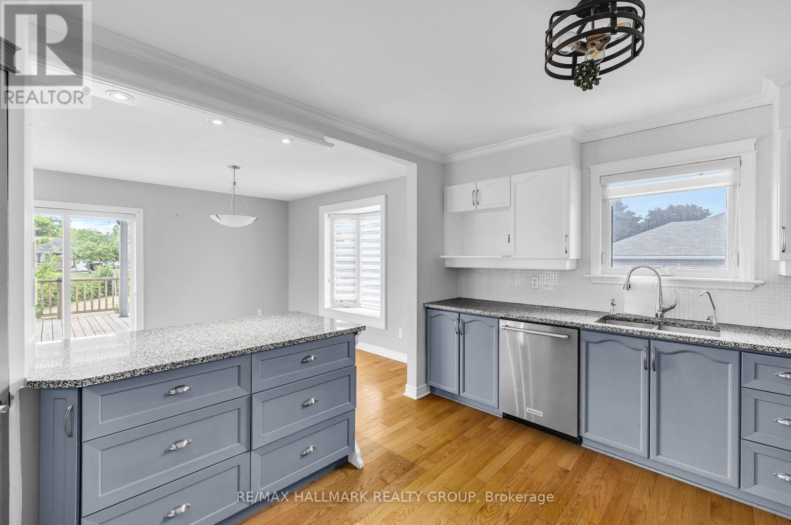 Photo 8 of 148 Charles Street, Arnprior ON