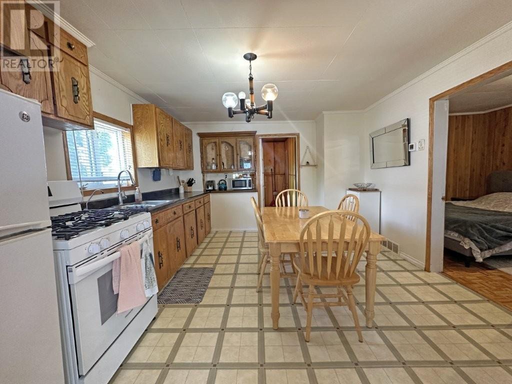 Photo 31 of 109 First Street, Nipigon ON