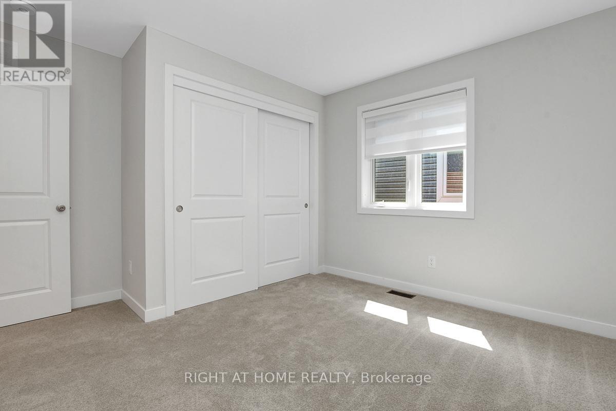 Photo 14 of 88 Esban Drive, Ottawa ON