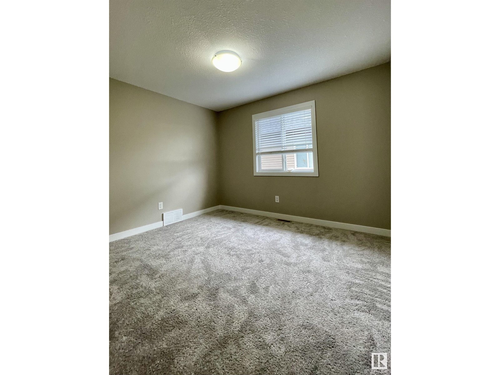 Photo 9 of 44 Prescott Bv, Spruce Grove AB
