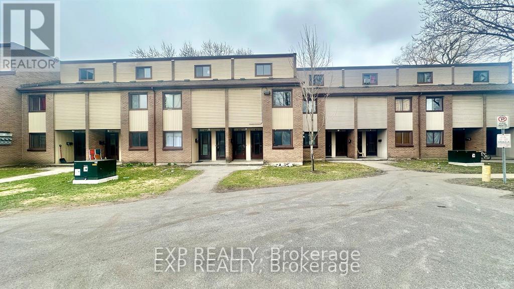 Photo 9 of 44 1200 Courtland Avenue E, Kitchener ON