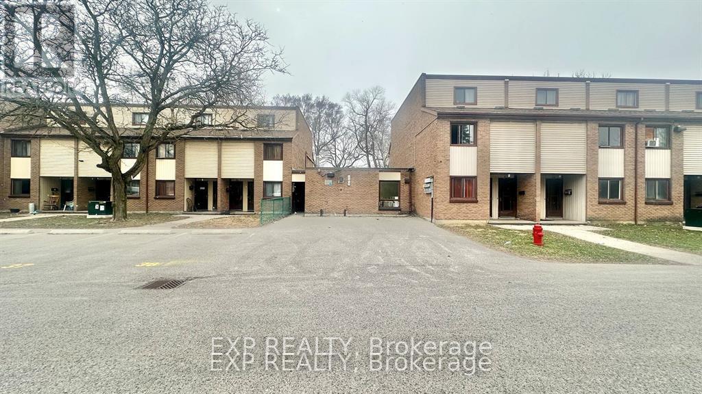Photo 1 of 44 1200 Courtland Avenue E, Kitchener ON