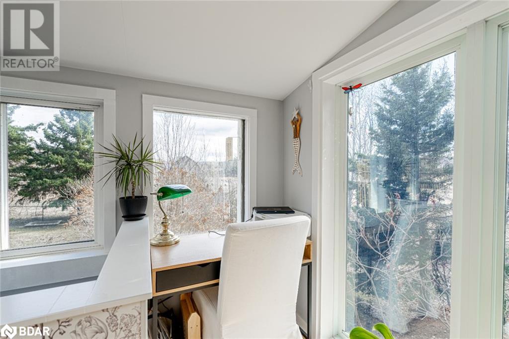 Photo 9 of 9866 County Road 93, Penetanguishene ON