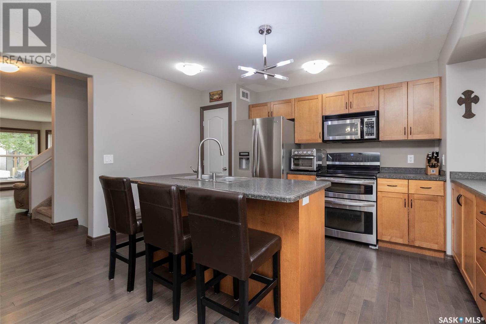 Photo 16 of 1405 7th Avenue N, Saskatoon SK