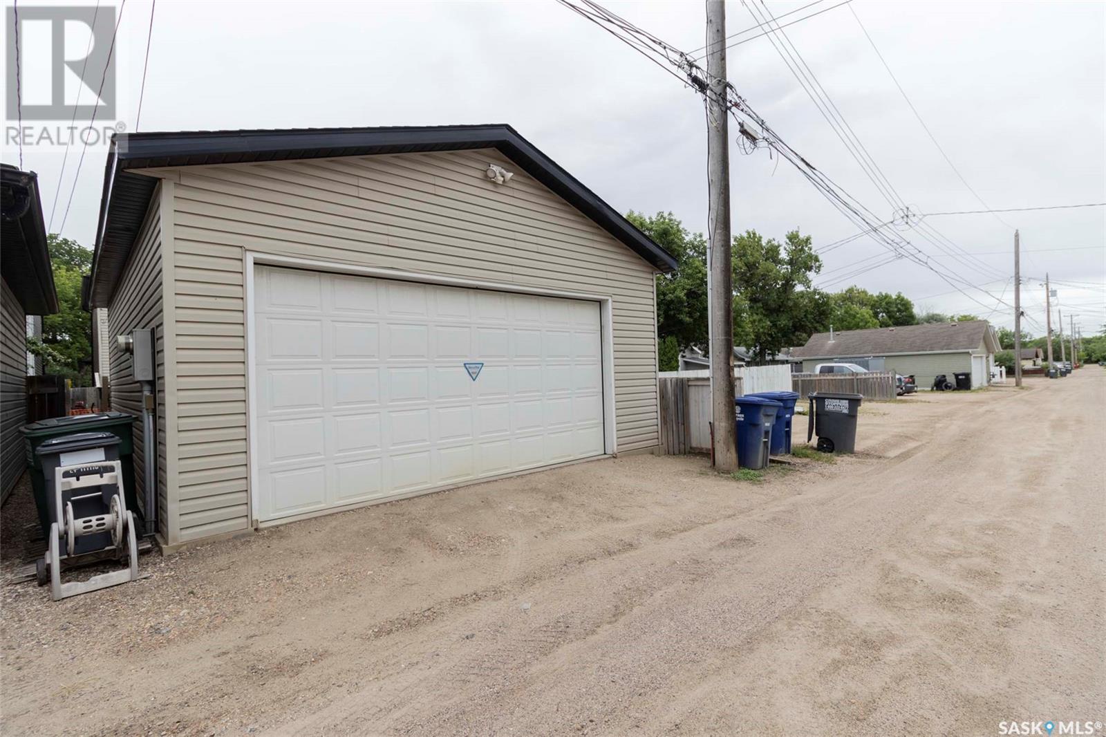 Photo 48 of 1405 7th Avenue N, Saskatoon SK