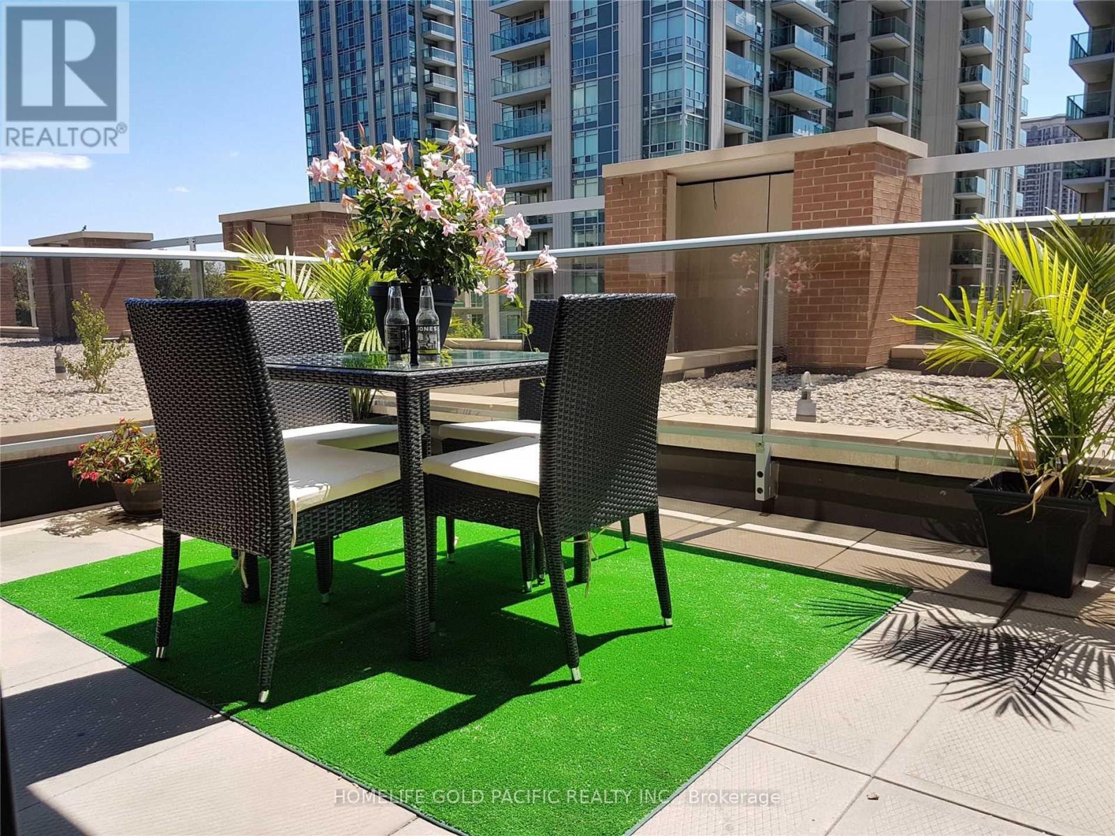 Photo 24 of 809 23 Sheppard Avenue E, Toronto ON