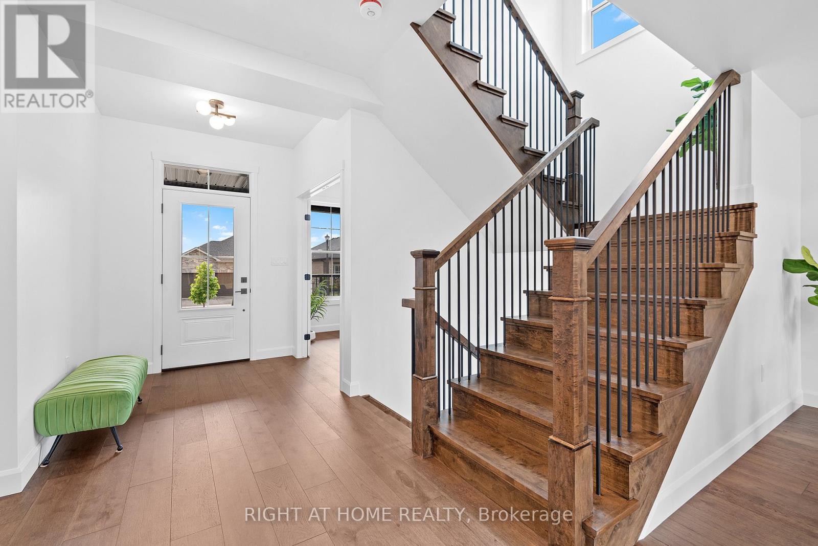 Photo 24 of 725 Squirrel Hill Drive, Kingston ON
