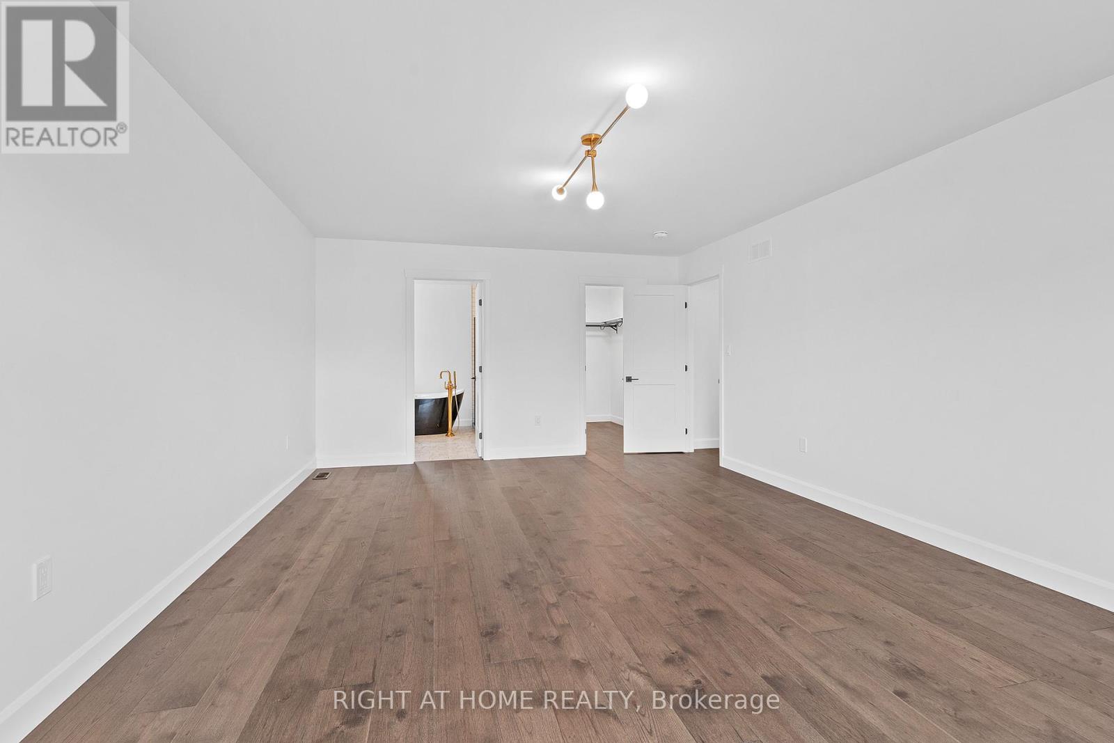 Photo 29 of 725 Squirrel Hill Drive, Kingston ON