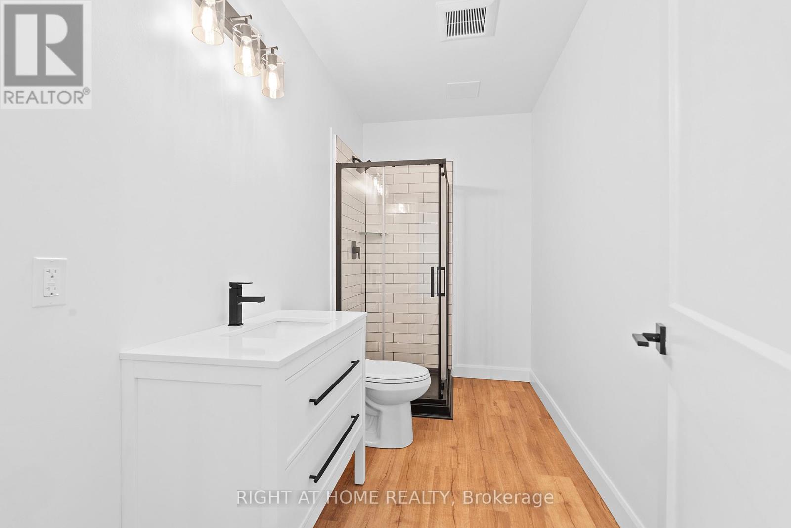 Photo 42 of 725 Squirrel Hill Drive, Kingston ON