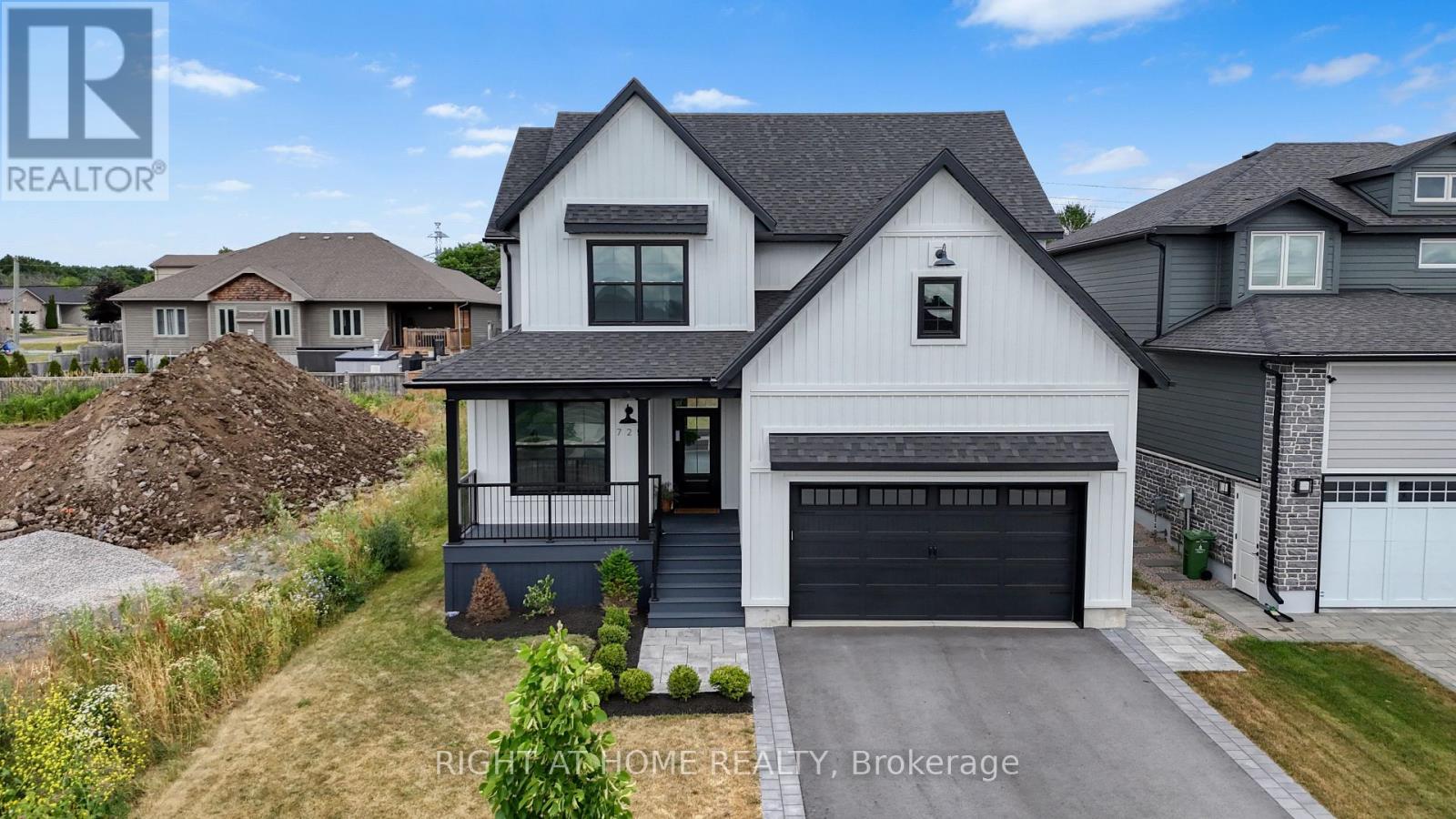 Photo 48 of 725 Squirrel Hill Drive, Kingston ON