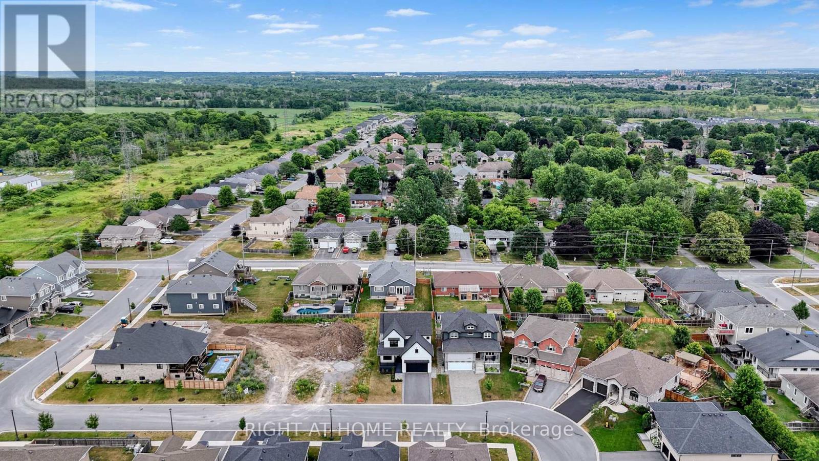 Photo 49 of 725 Squirrel Hill Drive, Kingston ON