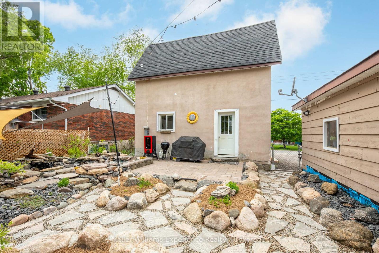 Photo 12 of 95 Fox Street, Penetanguishene ON
