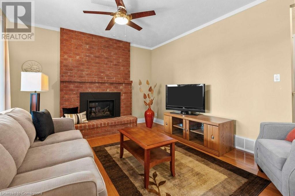 Photo 18 of 64 Abbot Drive, Hamilton ON