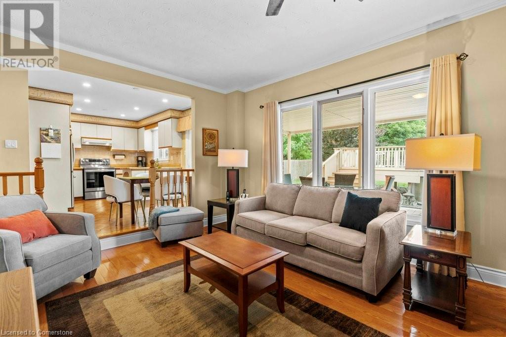 Photo 5 of 64 Abbot Drive, Hamilton ON