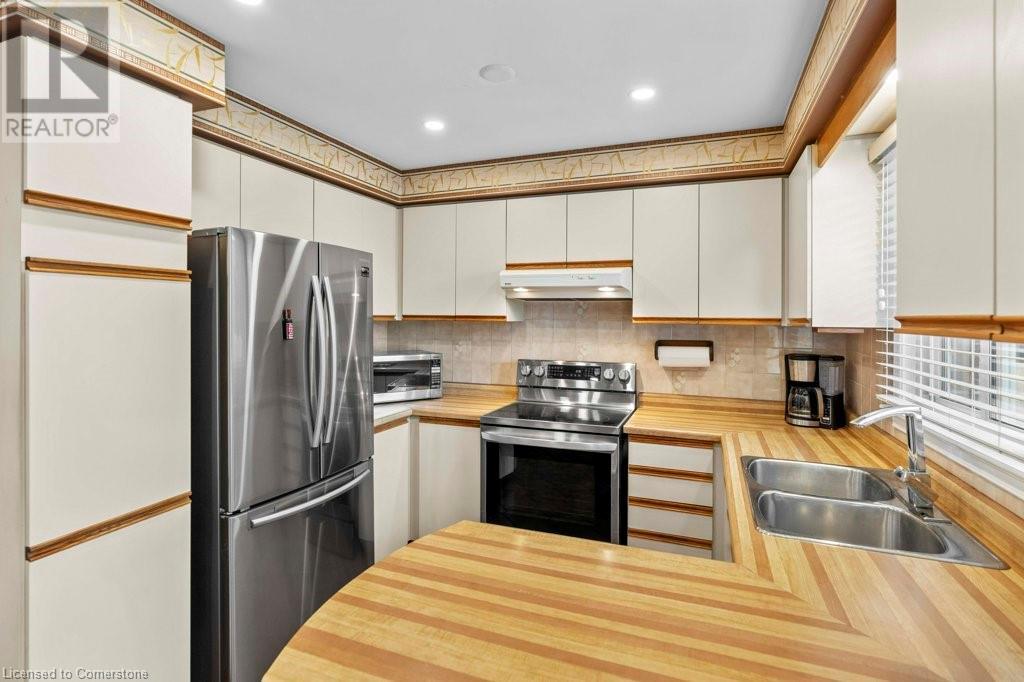 Photo 36 of 64 Abbot Drive, Hamilton ON
