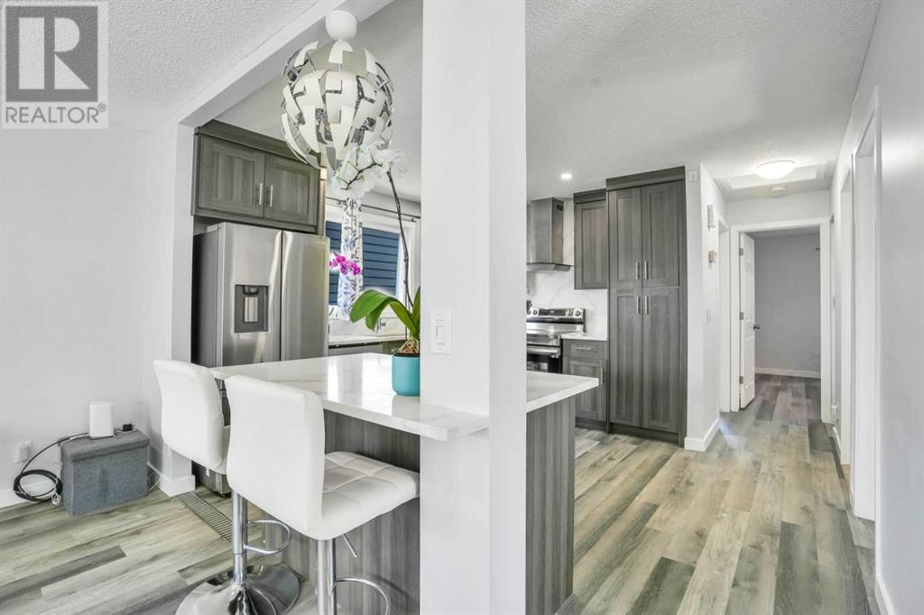 Single Family House Bungalow for Sale in  Aberfoyle Close NE Abbeydale Calgary 
