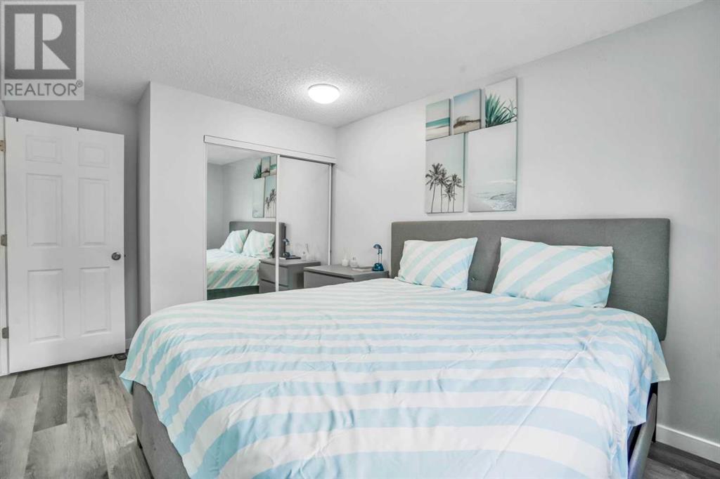 Single Family House Bungalow for Sale in  Aberfoyle Close NE Abbeydale Calgary 