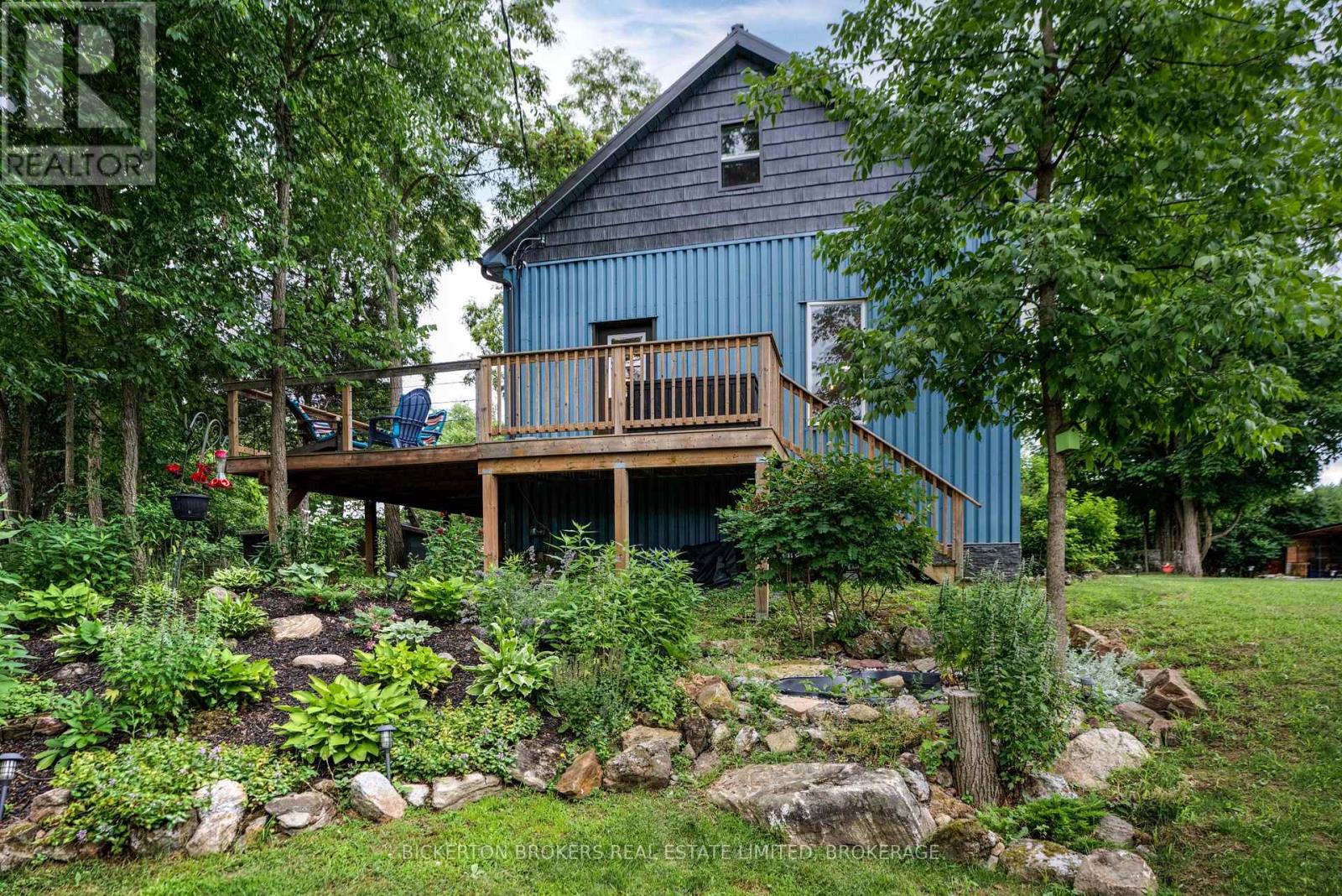 Photo 2 of 971 Fortune Line Road N, Rideau Lakes ON