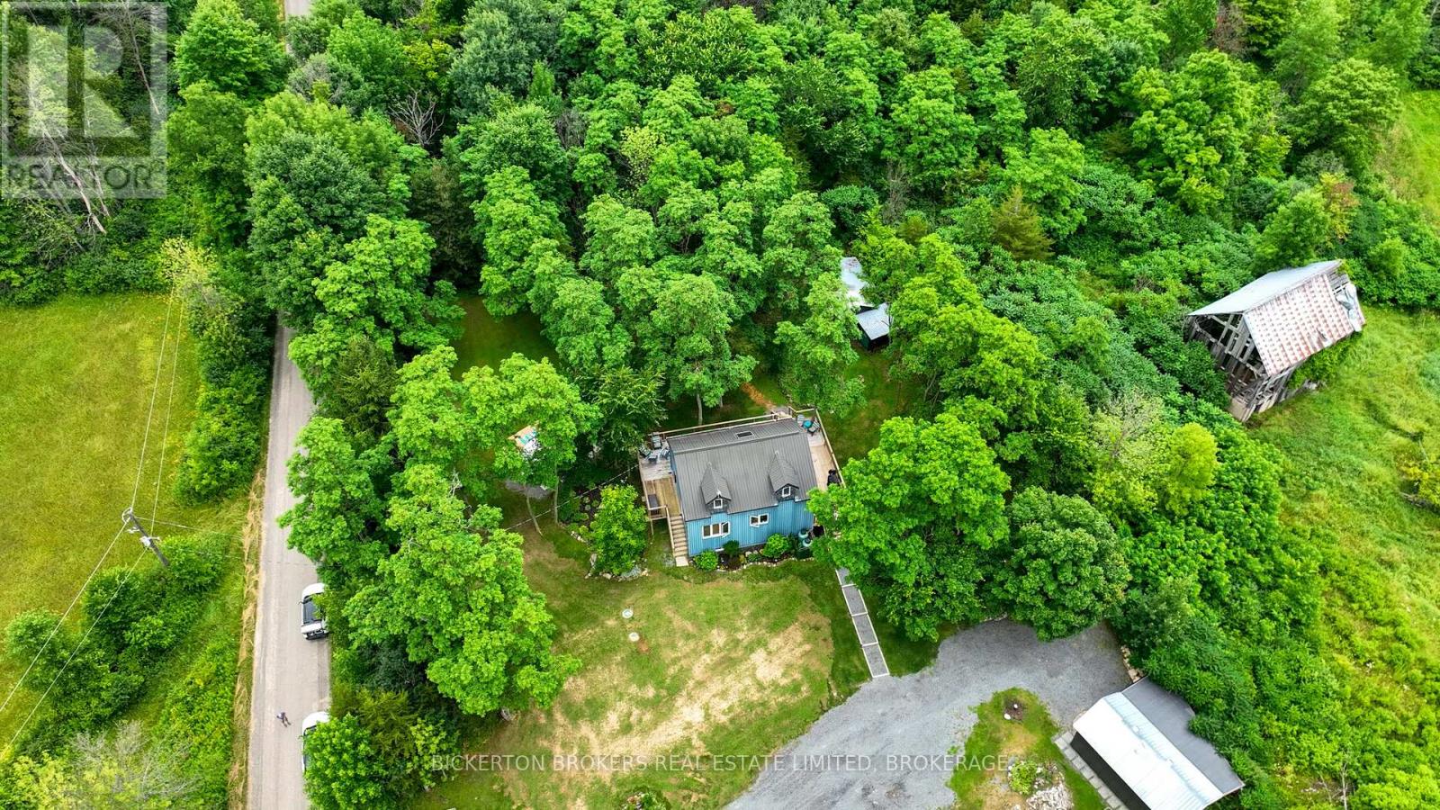 Photo 5 of 971 Fortune Line Road N, Rideau Lakes ON