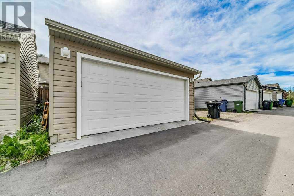 Single Family House for Sale in  Elgin Meadows Park SE McKenzie Towne Calgary 