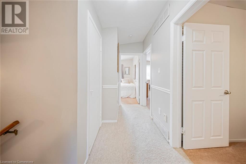 Photo 13 of 23 Coral Drive, Hamilton ON
