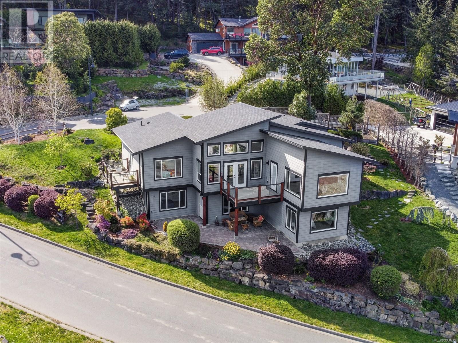 Photo 7 of 28 1060 Shore Pine Close, Duncan BC