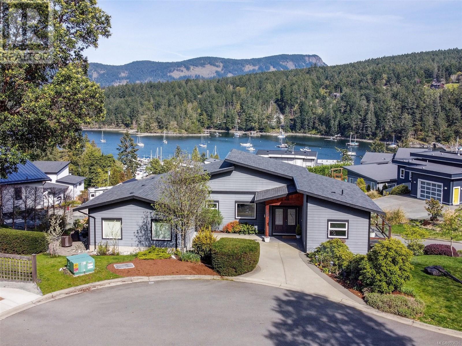 Photo 4 of 28 1060 Shore Pine Close, Duncan BC
