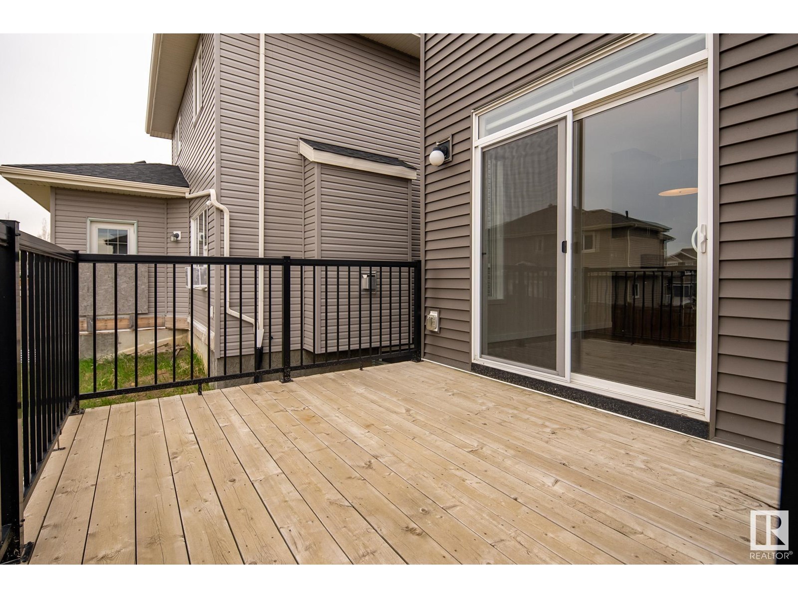 Photo 15 of 5404 22 Av Sw, Edmonton AB