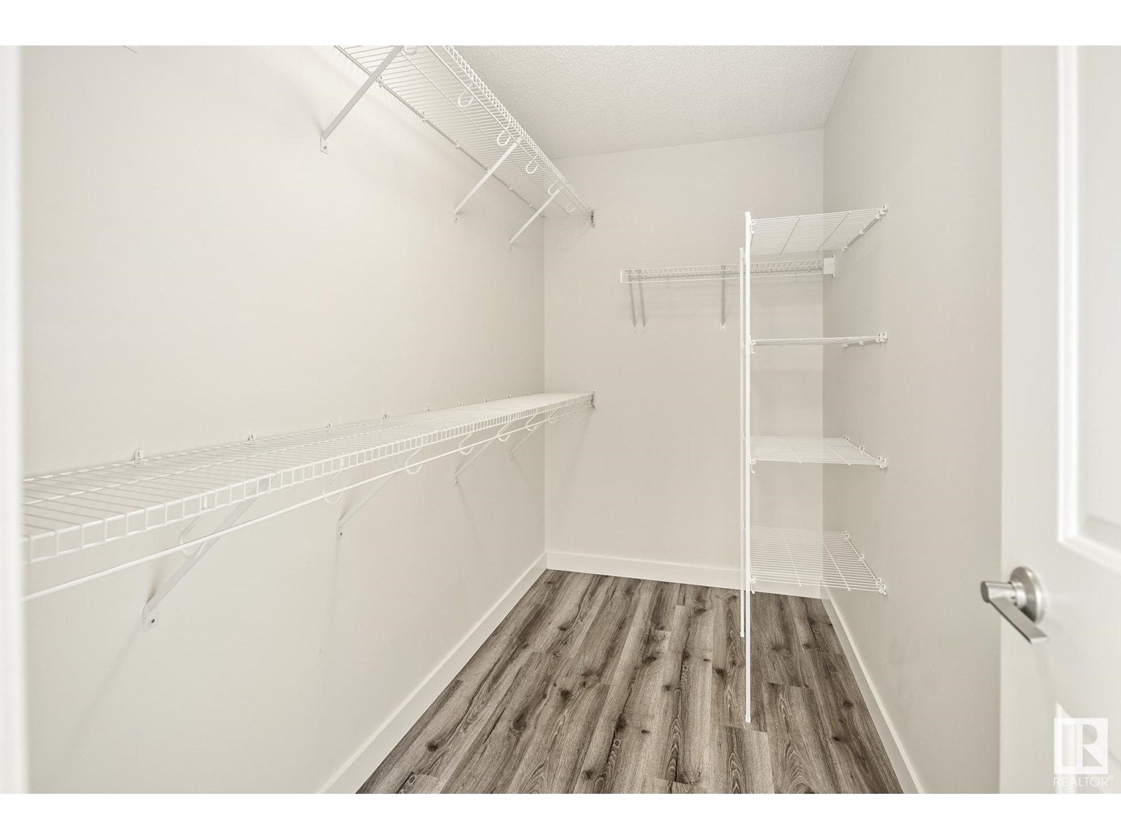 Photo 38 of 5404 22 Av Sw, Edmonton AB