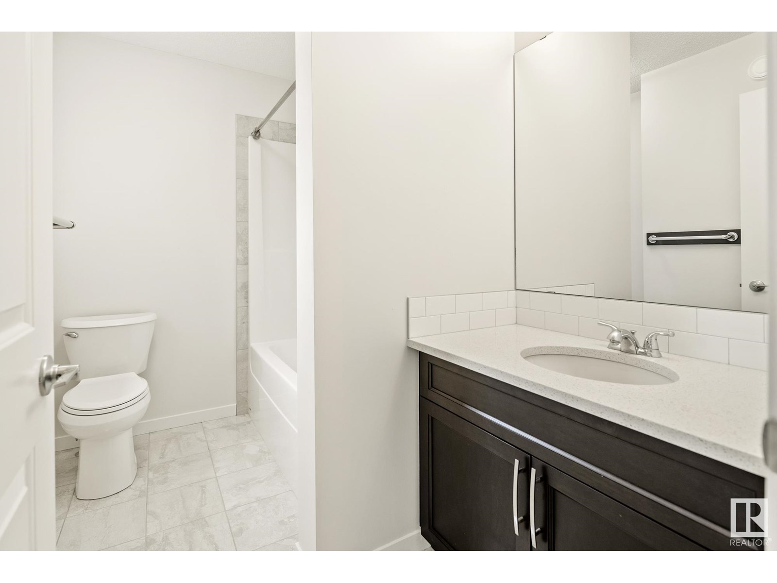 Photo 42 of 5404 22 Av Sw, Edmonton AB