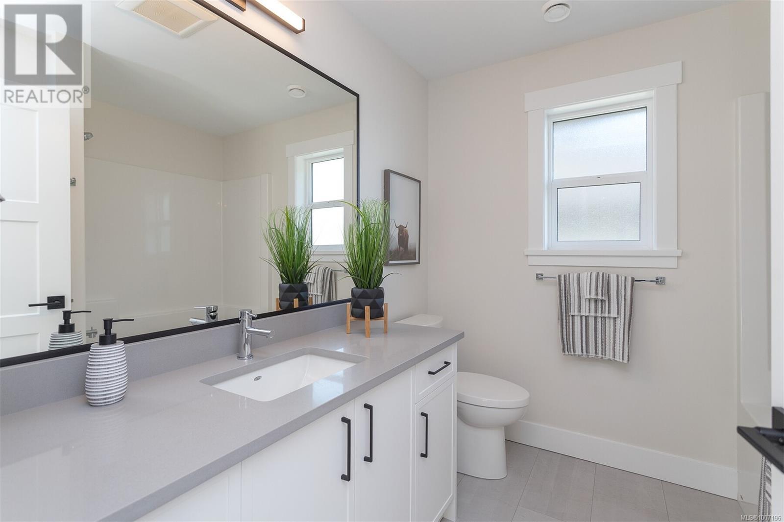 Photo 32 of 1403 Flint Ave, Langford BC