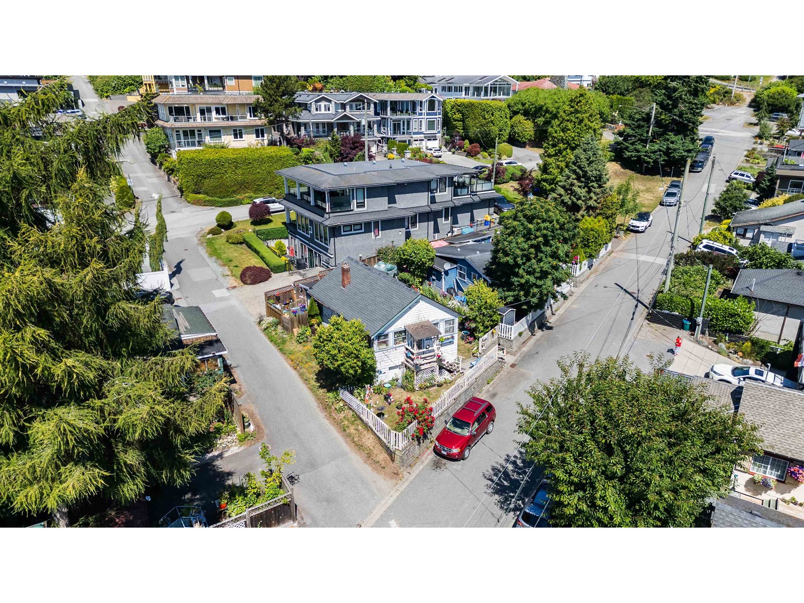 Photo 16 of 931 Finlay Street, White Rock BC