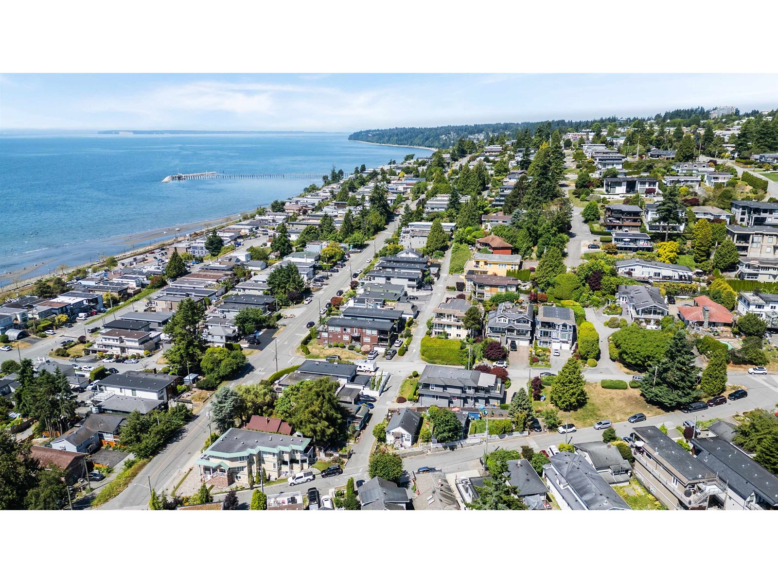 Photo 7 of 931 Finlay Street, White Rock BC