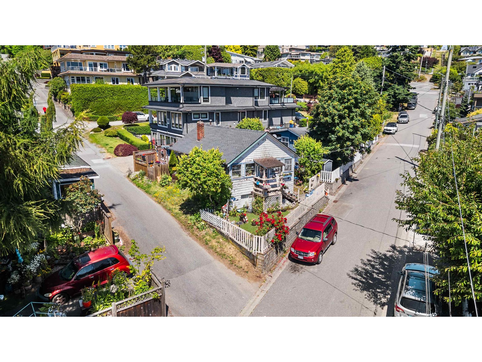 Photo 10 of 931 Finlay Street, White Rock BC