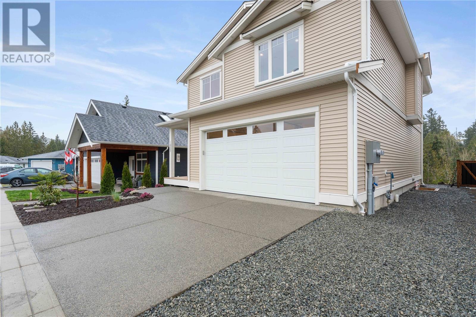 Photo 29 of 1037 Rozzano Pl, Ladysmith BC