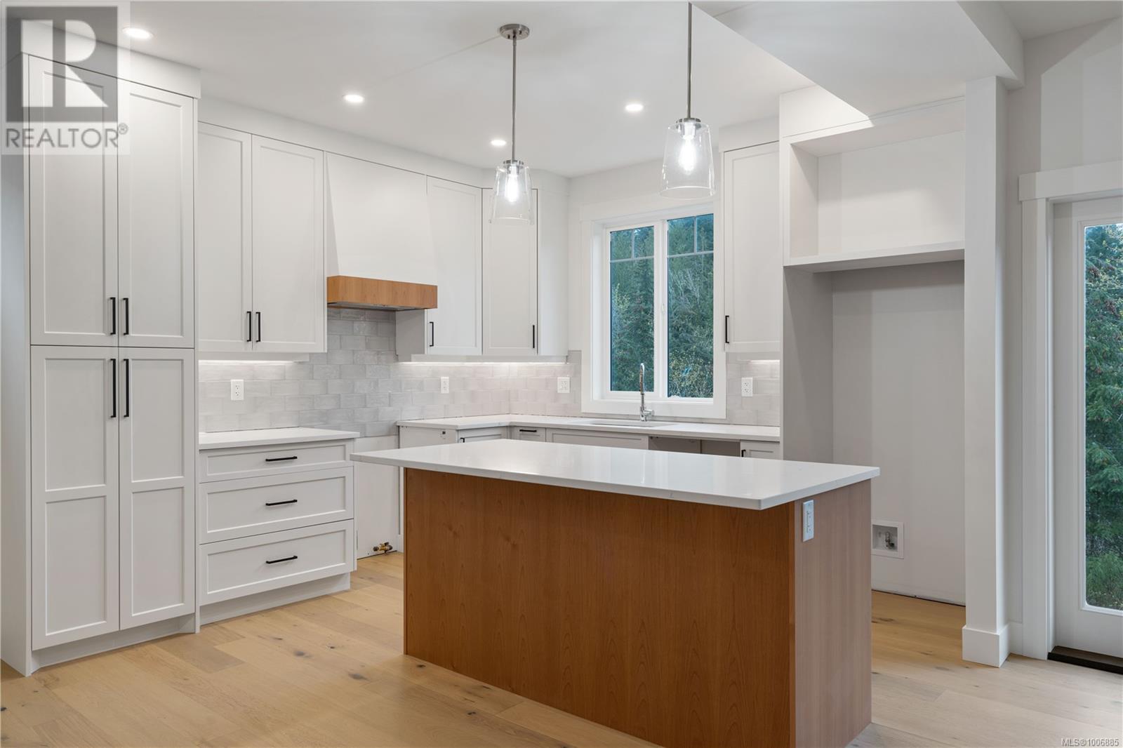Photo 42 of 1037 Rozzano Pl, Ladysmith BC